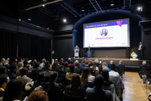 Groupe ESI - RemiseDiplomesESImars23 115 300x200